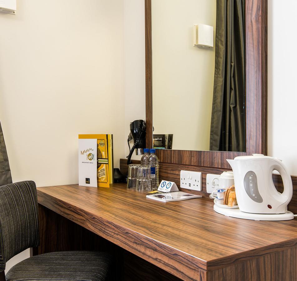 Willows, Blackburn By Marston'S Inn מראה חיצוני תמונה