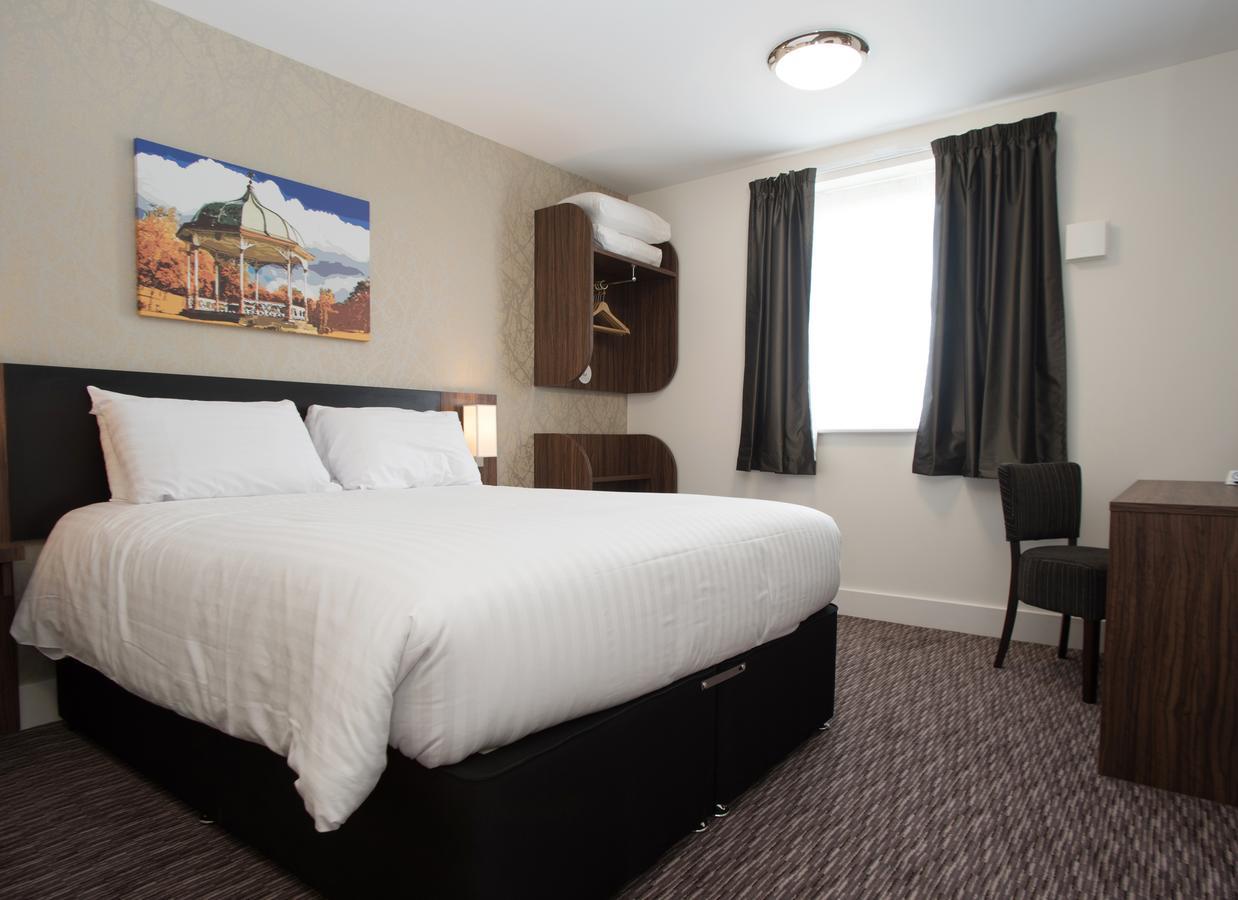 Willows, Blackburn By Marston'S Inn מראה חיצוני תמונה